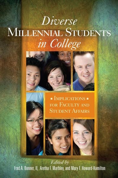 Produktbild: Diverse Millennial Students in College