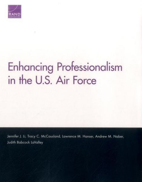 Produktbild: Enhancing Professionalism in the U.S. Air Force