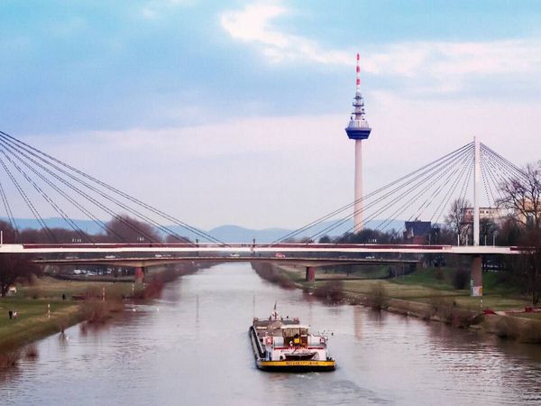 Produktbild: CALVENDO Puzzle Mannheim - Fernsehturm Mannheim | 1000 Teile Lege-Gr&ouml;&szlig;e 64x48cm Foto-Puzzle f&uuml;r gl&uuml;ckliche Stunden