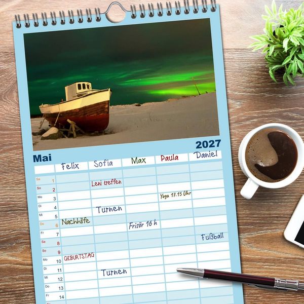 Produktbild: Familienplaner 2027 - Magische N&auml;chte - POLARLICHT mit 5 Spalten (Wandkalender, 21 x 45 cm) CALVENDO