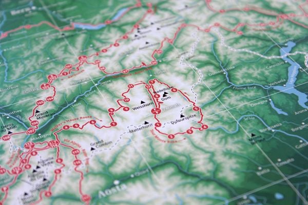 Spiegel, S: 111 Alpenberge
