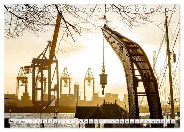 Produktbild: Moin Hamburg - Durch das Jahr an der Elbe (Tischkalender 2026 DIN A5 quer), CALVENDO Monatskalender