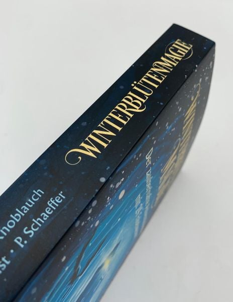 Produktbild: Winterbl&uuml;tenmagie. Der zauberhafte Adventskalender mit 24 Fabelwesen