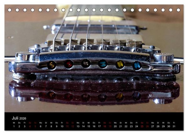 Produktbild: Feinheiten - Alte Gitarren im Detail (Tischkalender 2026 DIN A5 quer), CALVENDO Monatskalender