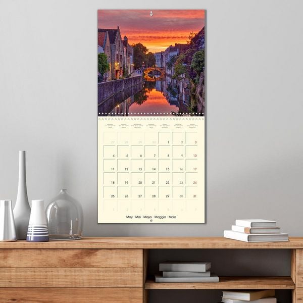 Produktbild: Gand et Bruges au cr&eacute;puscule (Calendrier mural carr&eacute; 2026 30x30 cm) Calendrier double avec une page pour vos prises de notes