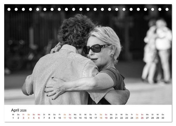 Produktbild: Tango Argentino - Paare beim Tanz auf &ouml;ffentlichen Pl&auml;tzen (Tischkalender 2026 DIN A5 quer), CALVENDO Monatskalender