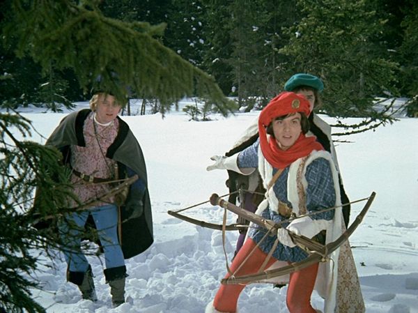 Produktbild: Drei Haseln&uuml;sse f&uuml;r Aschenbr&ouml;del (Filmjuwelen / DEFA-M&auml;rchen)