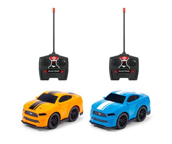 RC Ford Mustang, 2-sort.