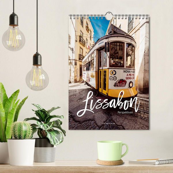 Produktbild: Lissabon Perspektiven (Wandkalender 2026 DIN A4 hoch), CALVENDO Monatskalender