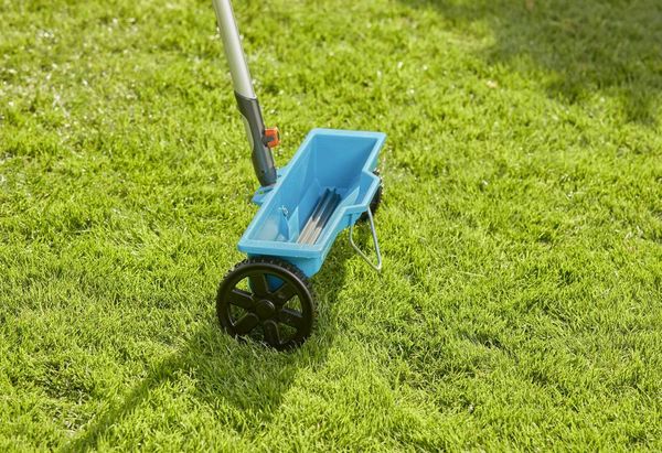 Produktbild: Gardena combisystem Streuwagen 00420-20 40cm