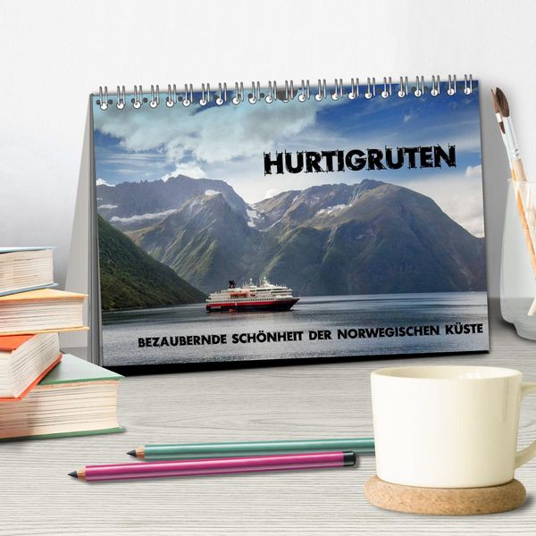 Produktbild: Hurtigruten - Bezaubernde Sch&ouml;nheit der norwegischen K&uuml;ste (Tischkalender 2026 DIN A5 quer), CALVENDO Monatskalender