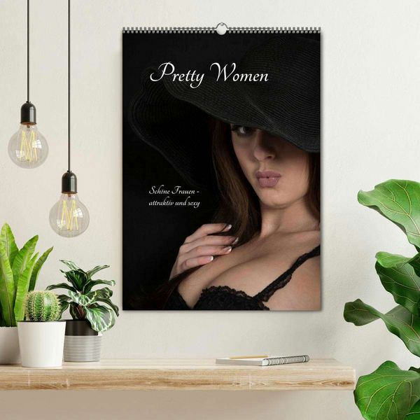 Produktbild: Pretty Women (Wandkalender 2026 DIN A2 hoch), CALVENDO Monatskalender