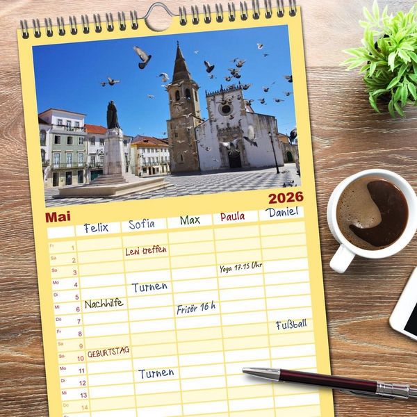 Produktbild: Familienplaner 2026 - Portugal mit 5 Spalten (Wandkalender, 21 x 45 cm) CALVENDO