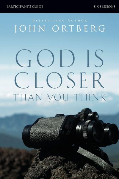 Produktbild: The God Is Closer Than You Think Bible Study Participant's Guide (Participant's Guide)