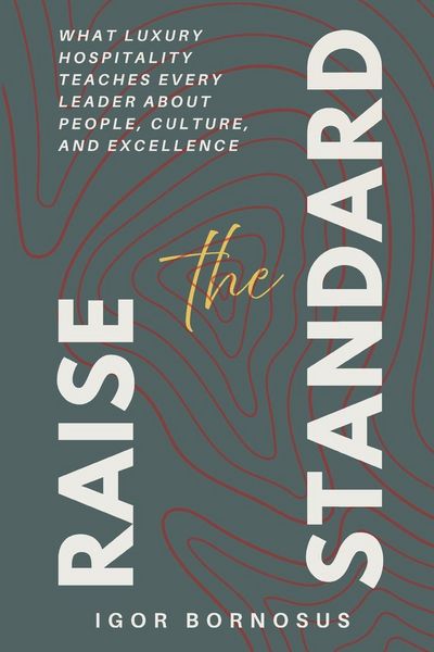 Produktbild: Raise the Standard