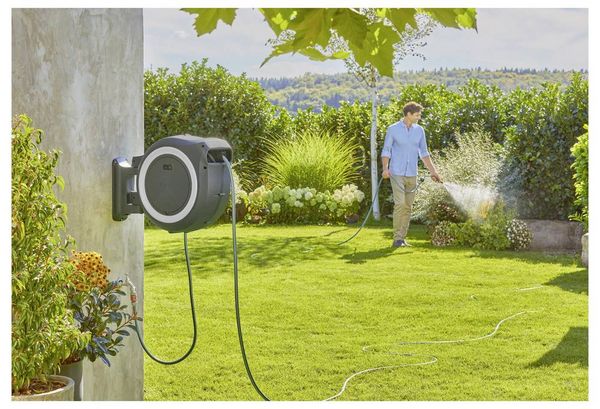 Produktbild: GARDENA 18647-55 Power Roll XXL Akku-Wand-Schlauchbox 40m 1 St. Grau-Wei&szlig;