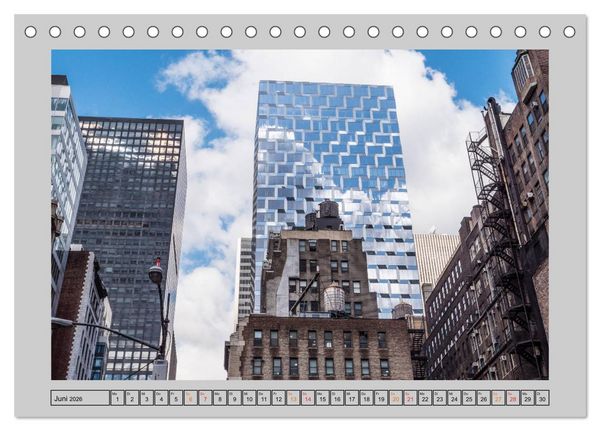 Produktbild: New York &ndash; Von Brooklyn zur Grand Central Station (Tischkalender 2026 DIN A5 quer), CALVENDO Monatskalender
