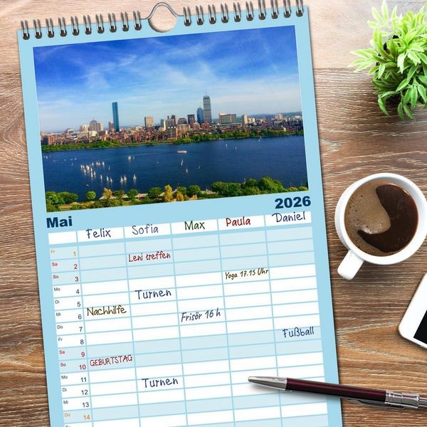 Produktbild: Familienplaner 2026 - Boston - The Hub of the Universe mit 5 Spalten (Wandkalender, 21 x 45 cm) CALVENDO