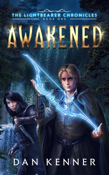 Produktbild: Awakened (The Lightbearer Chronicles, #1)