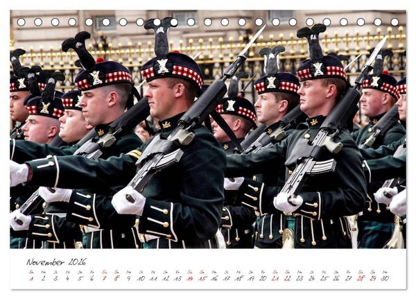 Produktbild: London - Metropole zwischen Tradition und Moderne (Tischkalender 2026 DIN A5 quer), CALVENDO Monatskalender