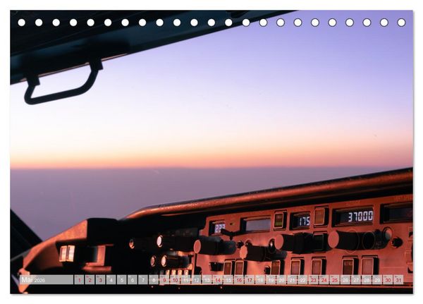 Produktbild: Himmel & Runway (Tischkalender 2026 DIN A5 quer), CALVENDO Monatskalender