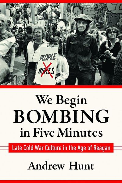 Produktbild: We Begin Bombing in Five Minutes