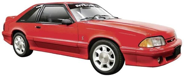 Maisto Ford Mustang SVT Cobra 1963, rot 1:24 Modellauto