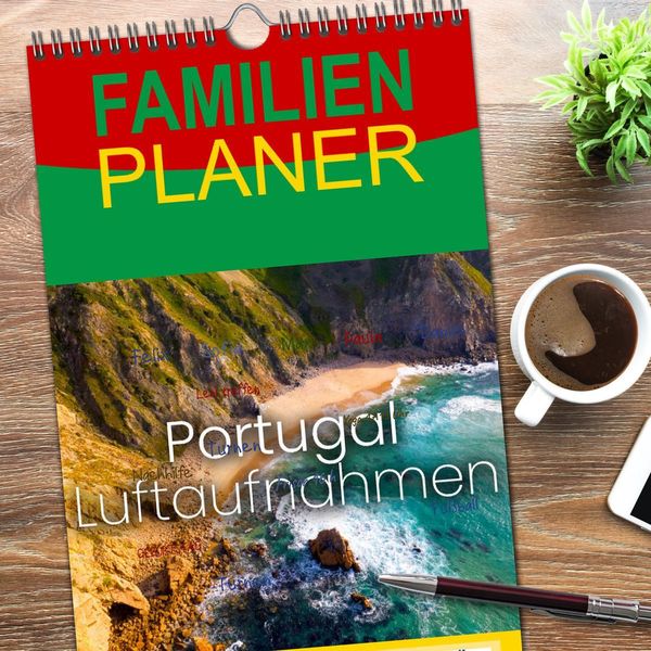 Produktbild: Familienplaner 2026 - Portugal Luftaufnahmen mit 5 Spalten (Wandkalender, 21 x 45 cm) CALVENDO