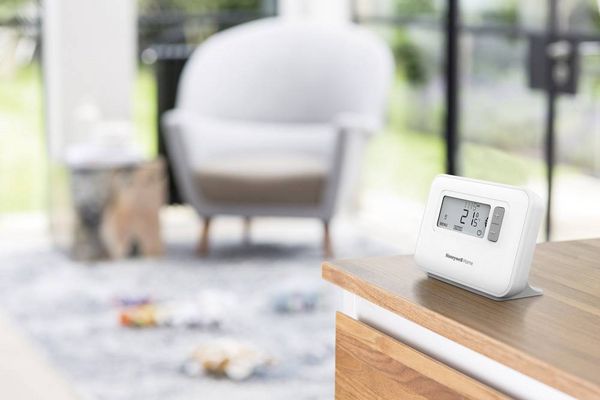 Produktbild: Honeywell Home Y3C710RFEU Y3C710RFEU Funk-Raumthermostat Tagesprogramm, Wochenprogramm 1St.