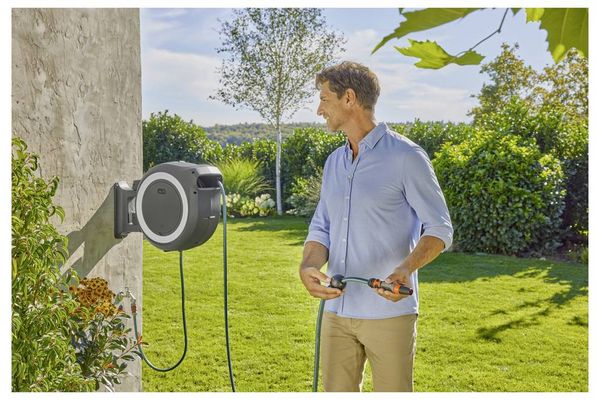 Produktbild: GARDENA 18647-55 Power Roll XXL Akku-Wand-Schlauchbox 40m 1 St. Grau-Wei&szlig;