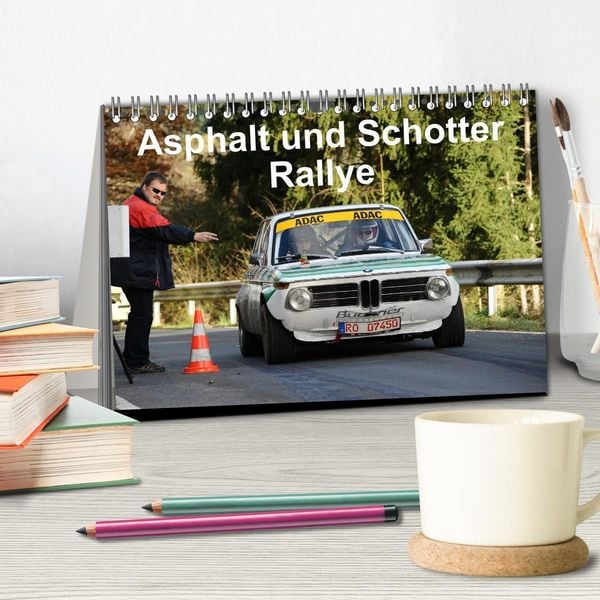 Produktbild: Asphalt und Schotter Rallye (Tischkalender 2026 DIN A5 quer), CALVENDO Monatskalender