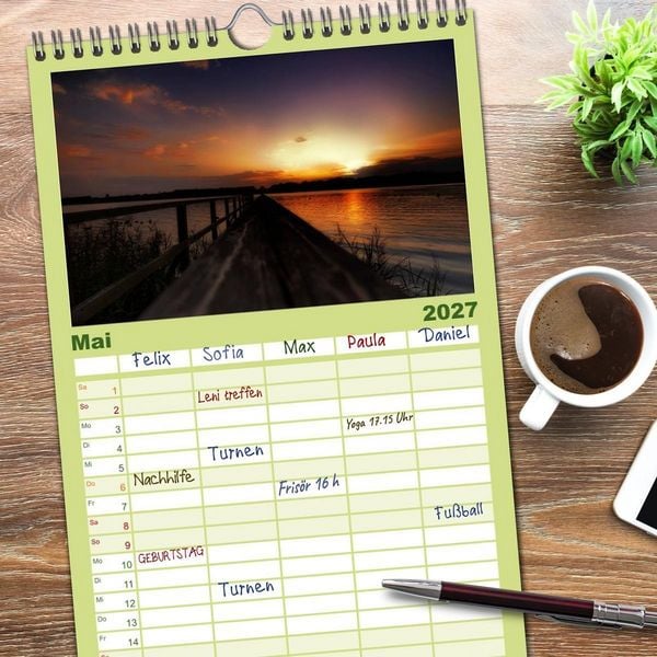 Produktbild: Familienplaner 2027 - Mecklenburgische Seenplatte - zum Tr&auml;umen sch&ouml;n mit 5 Spalten (Wandkalender, 21 x 45 cm) CALVENDO