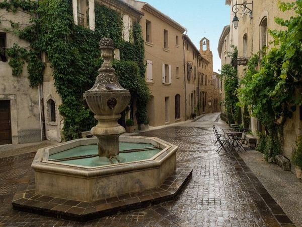 Produktbild: CALVENDO Puzzle Grand Rue von Venasque | 1000 Teile Lege-Gr&ouml;&szlig;e 64x48cm Foto-Puzzle f&uuml;r gl&uuml;ckliche Stunden
