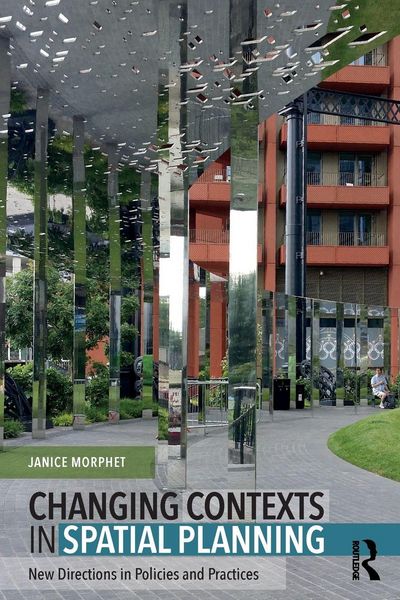 Produktbild: Changing Contexts in Spatial Planning