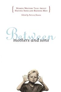 Produktbild: Between Mothers and Sons