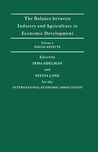 Produktbild: The Balance Between Industry and Agriculture in Economic Development