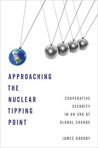 Produktbild: Approaching the Nuclear Tipping Point