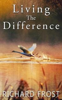 Produktbild: Living The Difference