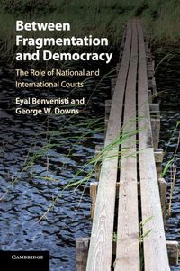 Produktbild: Between Fragmentation and Democracy
