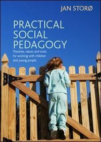 Produktbild: Practical Social Pedagogy