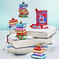 Figurative Buchkugel Glas "Christmas Stories"