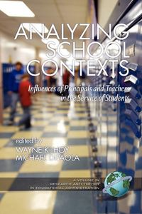 Produktbild: Analyzing School Contexts
