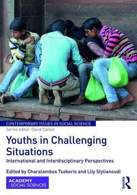 Produktbild: Youths in Challenging Situations