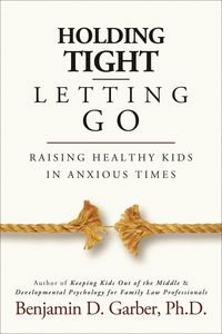 Produktbild: Holding Tight/Letting Go