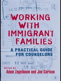 Produktbild: Working With Immigrant Families