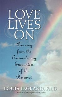 Produktbild: Love Lives On