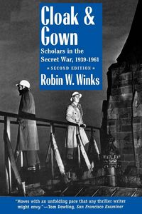 Produktbild: Cloak and Gown
