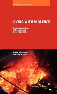 Produktbild: Living With Violence