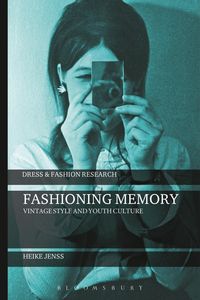 Produktbild: Fashioning Memory