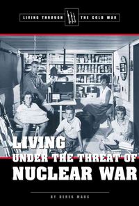 Produktbild: Living Under Threat Of Nuc-Lib